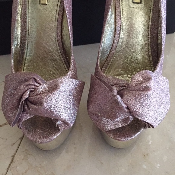 Pumps - Picture 5 of 6